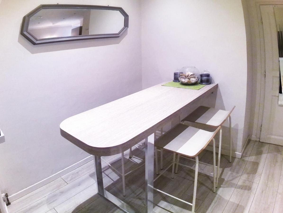 Apartment In The Heart Of Nizza Esterno foto