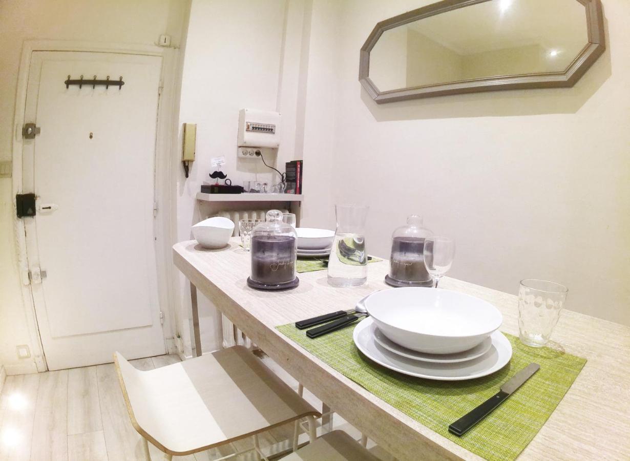 Apartment In The Heart Of Nizza Esterno foto