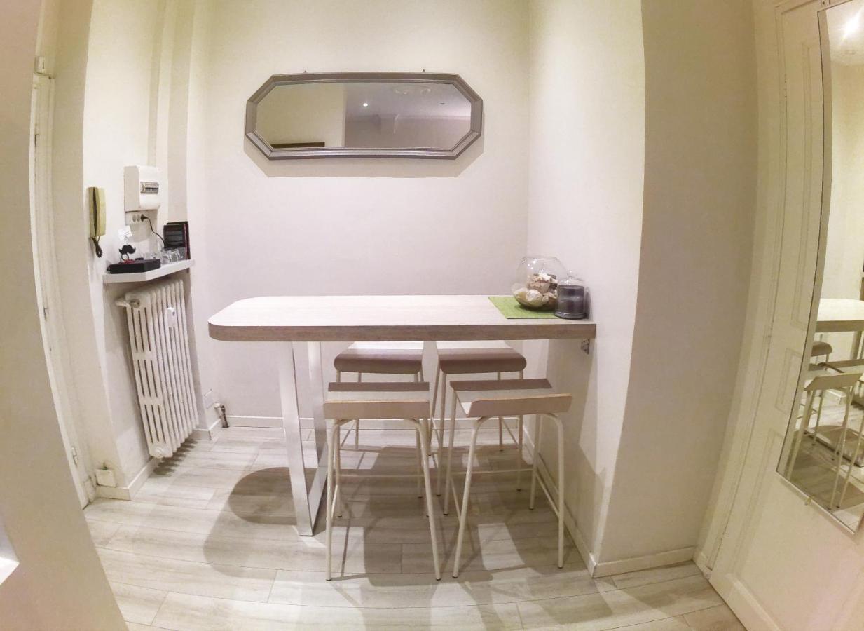 Apartment In The Heart Of Nizza Esterno foto