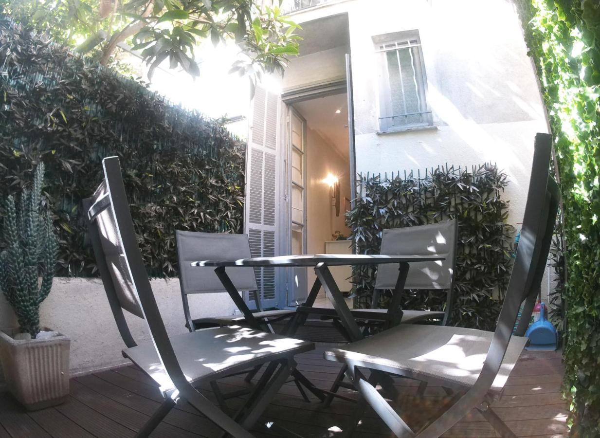 Apartment In The Heart Of Nizza Esterno foto