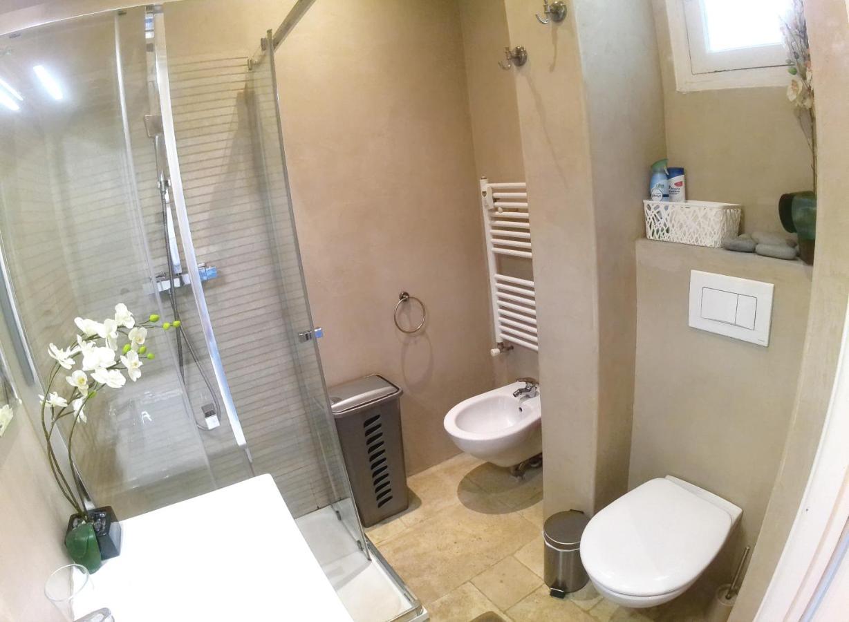 Apartment In The Heart Of Nizza Esterno foto