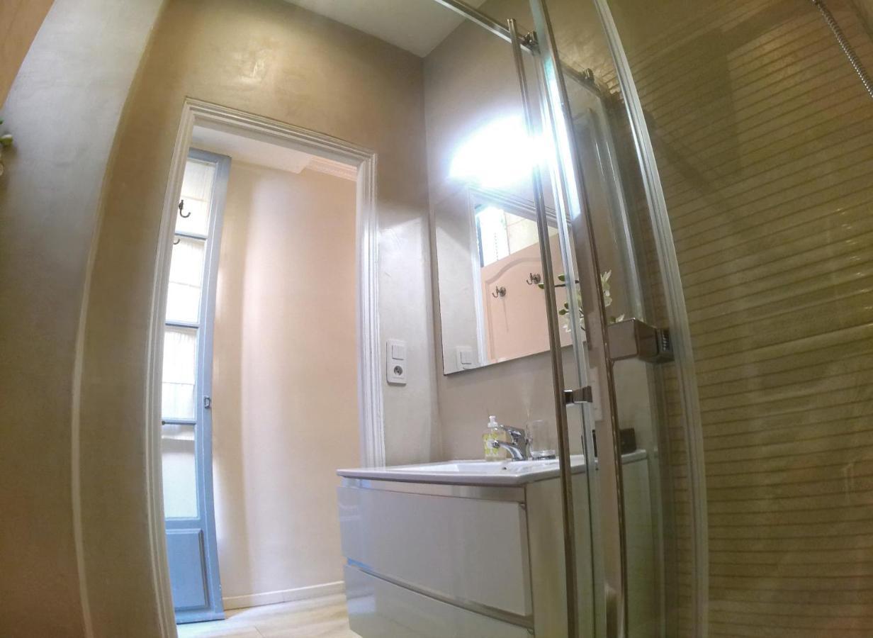 Apartment In The Heart Of Nizza Esterno foto