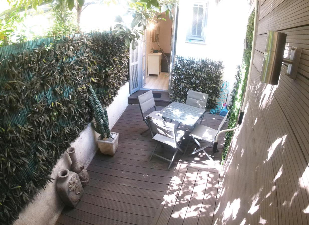 Apartment In The Heart Of Nizza Esterno foto