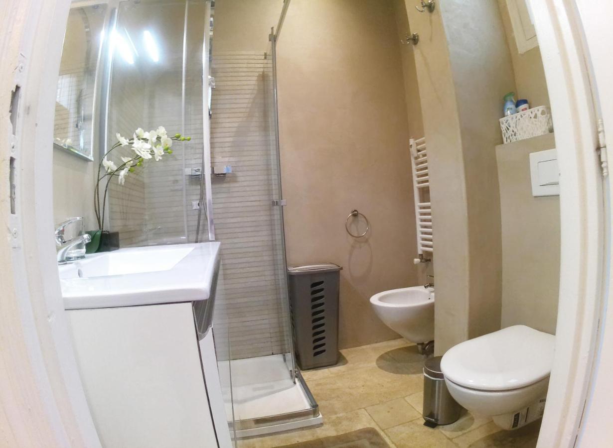 Apartment In The Heart Of Nizza Esterno foto