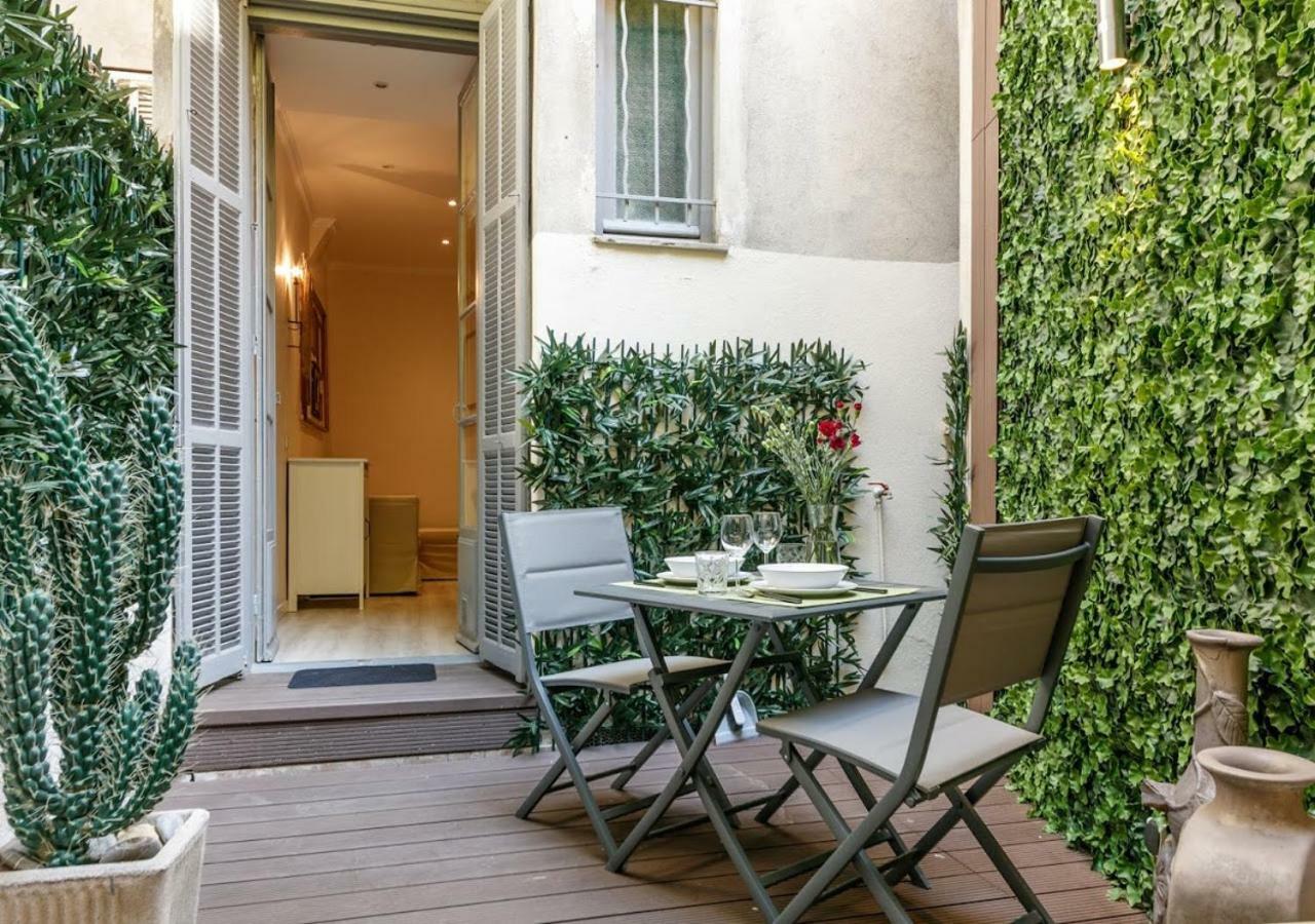 Apartment In The Heart Of Nizza Esterno foto